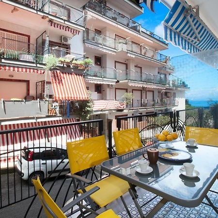 Yourhome - Mimosa Home Apartment ซอร์เรนโต ภายนอก รูปภาพ
