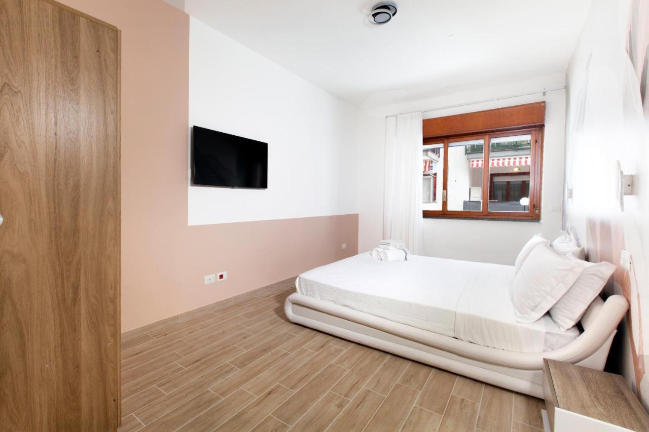 Yourhome - Mimosa Home Apartment ซอร์เรนโต ภายนอก รูปภาพ